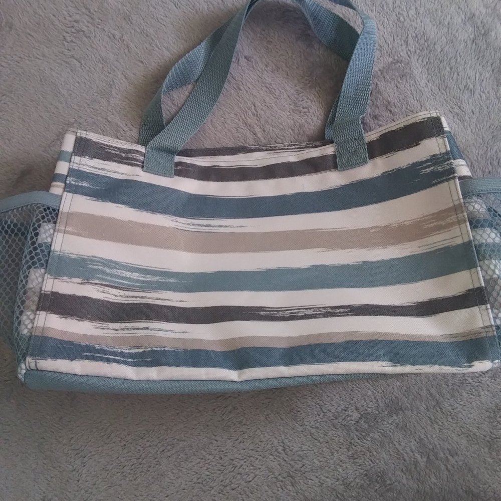 Blue and White tote from 31 Gifts